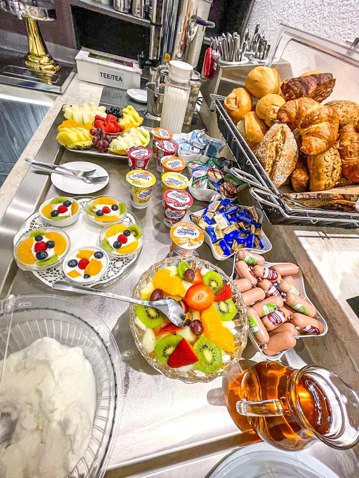 Parkhotel Friedrichstrasse กีเซิน ภายนอก รูปภาพ
