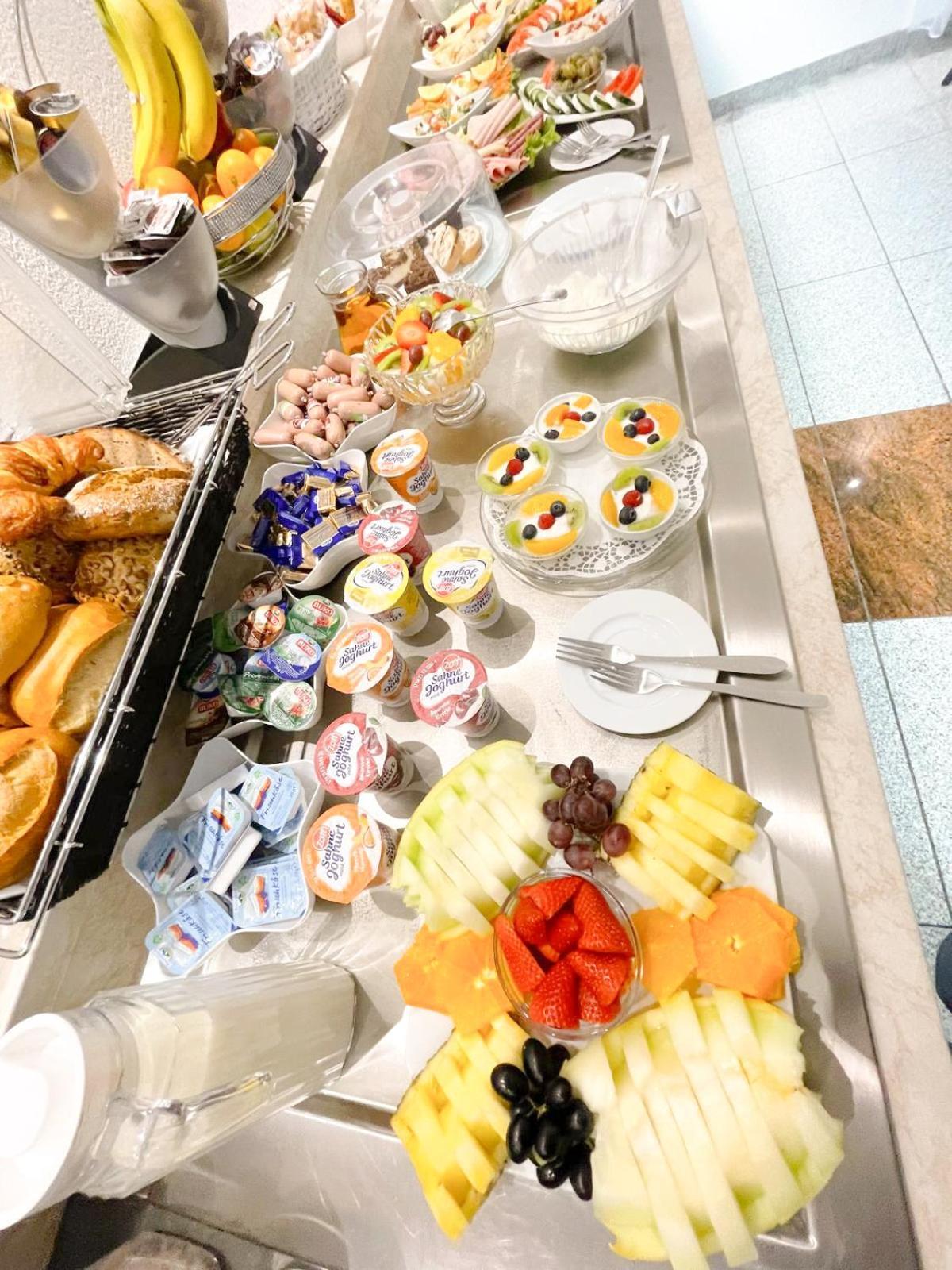Parkhotel Friedrichstrasse กีเซิน ภายนอก รูปภาพ